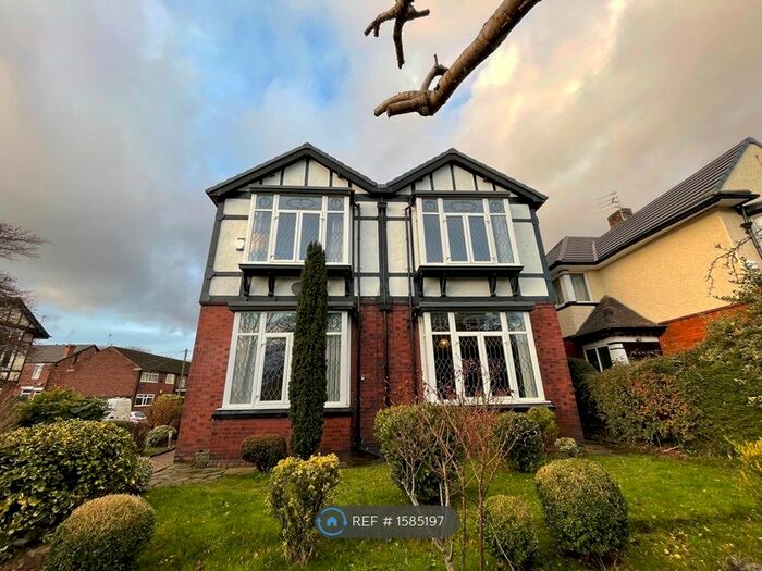 5 Bedroom Detached House To Rent In Eccles Old Road, Salford, M6