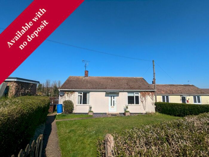 3 Bedroom Bungalow To Rent In Hillside, Ancaster, NG32