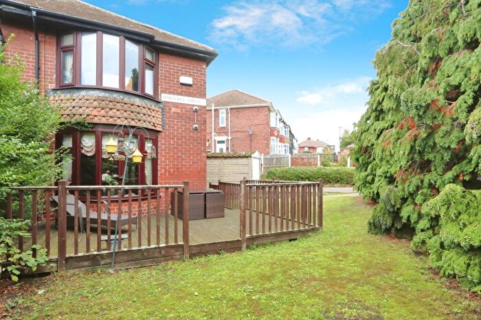 3 Bedroom Semi-Detached House For Sale In Darnall Drive, Sheffield, South Yorkshire, S9