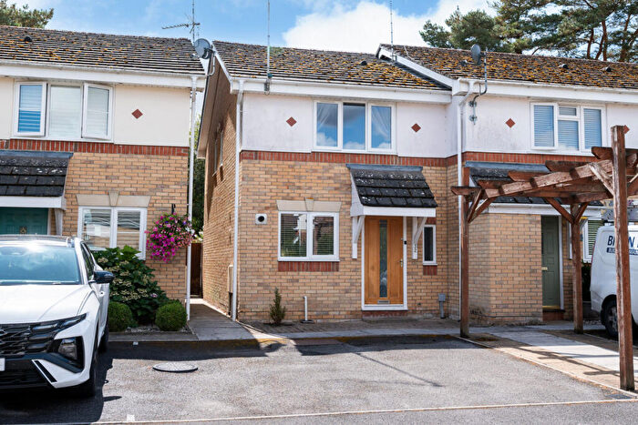 2 Bedroom End Of Terrace House For Sale In Hillmeadow | Verwood |, BH31