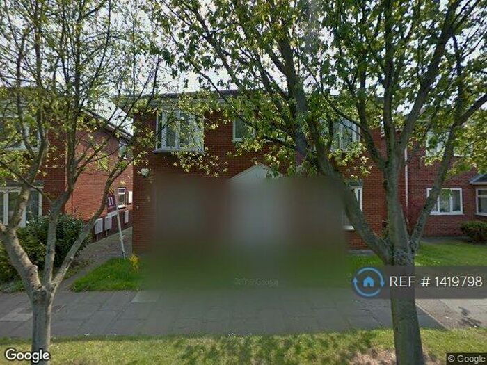 2 Bedroom Flat To Rent In Stoops Lane, Doncaster, DN4