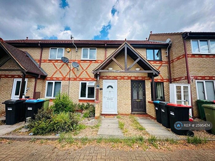 2 Bedroom Terraced House To Rent In Studley Knapp, Walnut Tree, Milton Keynes, MK7