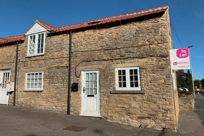 2 Bedroom Terraced House To Rent In High Street, Scarborough, YO13