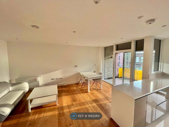 1 Bedroom Flat To Rent In Dodds House, London, SE10