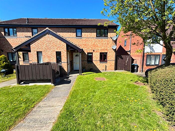1 Bedroom Flat For Sale In Waterson Crescent, Witton Gilbert, Durham, DH7