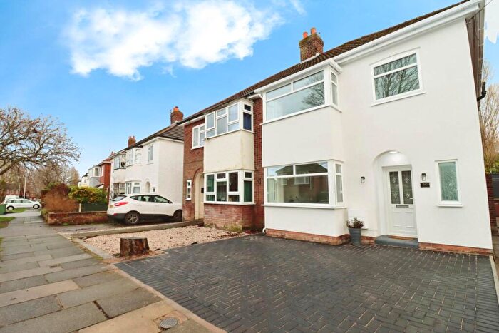 3 Bedroom Semi-Detached House For Sale In St David Road, Eastham, CH62