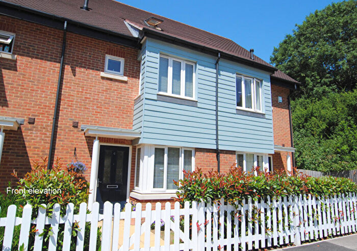 3 Bedroom House To Rent In Reeds Meadow, Redhill, RH1