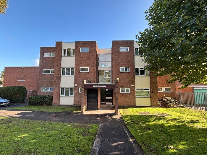 2 Bedroom Flat To Rent In North Park Road, Erdington, Birmingham, B23