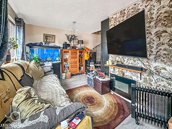 1 Bedroom End Of Terrace House For Sale In Kinlett Close, Highwoods, Colchester, CO4