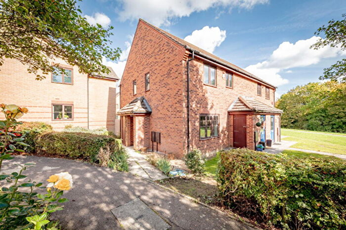 1 Bedroom Maisonette For Sale In Miserden Crescent, Westcroft, Milton Keynes, MK4