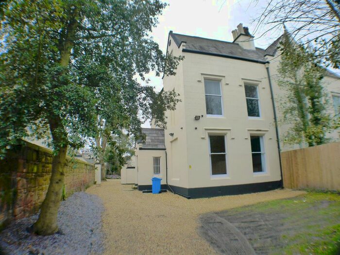 7 Bedroom Semi-Detached House To Rent In Olive Mount Villas, Mill Lane, Liverpool, L15