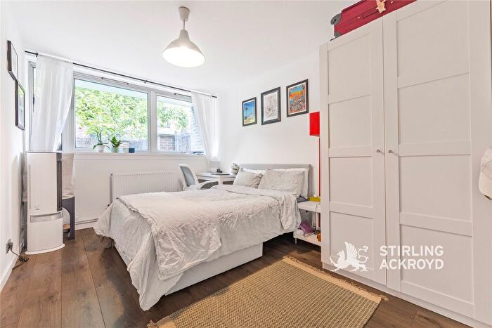 1 Bedroom Flat To Rent In Compton Street, London, EC1V