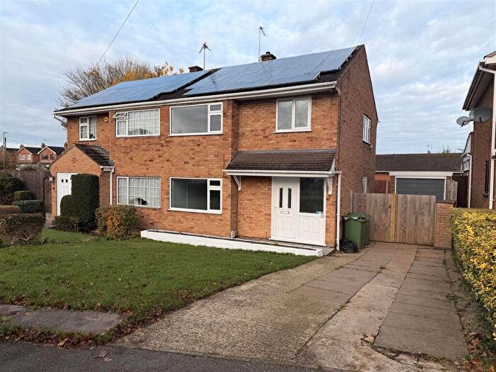 3 Bedroom Semi-Detached House To Rent In Gwendoline Drive, Countesthorpe, Leicester, LE8