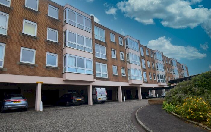 3 Bedroom Flat To Rent In Southbrae Drive, Jordanhill, Glasgow, G13