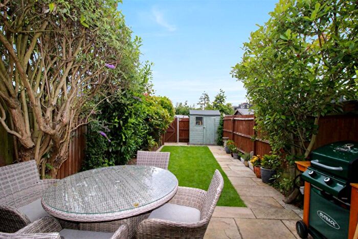 3 Bedroom End Of Terrace House For Sale In Elm Road, Ewell Village, KT17