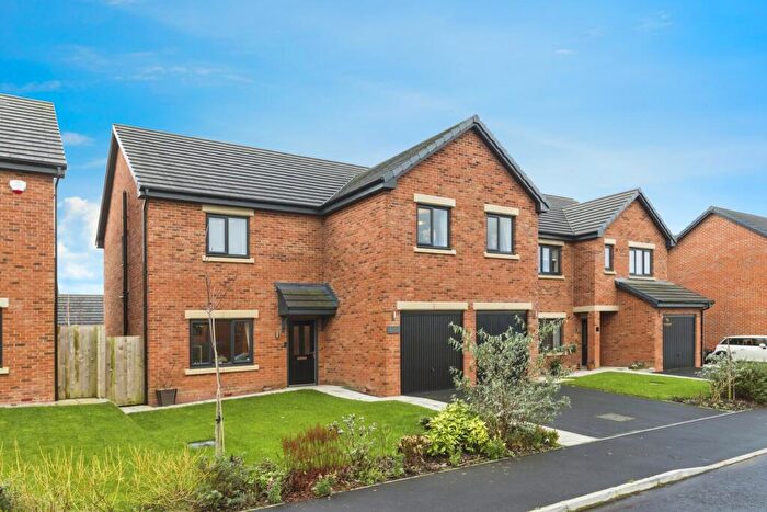 5 Bedroom Detached House For Sale In Brickfield Place, Leyland, Lancashire, PR25