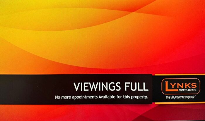 2 Bedroom Terraced House To Rent In Brookhey, Hyde, Greater Manchester, SK14