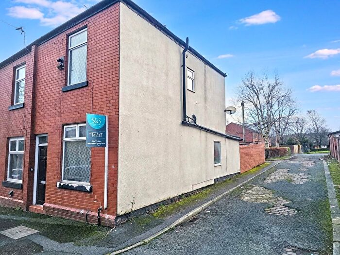 2 Bedroom Terraced House To Rent In West Street, Farnworth, Bolton, BL4