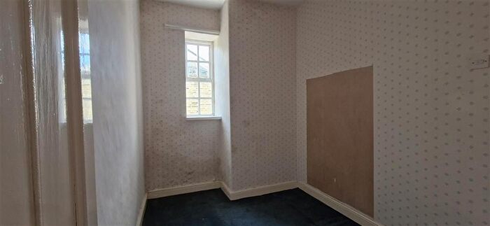 2 Bedroom Semi-detached House For Sale In Arthur Street, Farsley, Pudsey, LS28