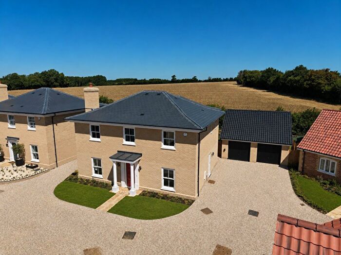 4 Bedroom Detached House For Sale In Weavers Way, Clare, Sudbury, CO10