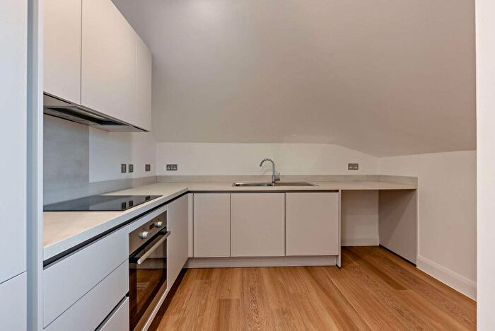 1 Bedroom Flat To Rent In Pegasus Way, Haddenham, HP17