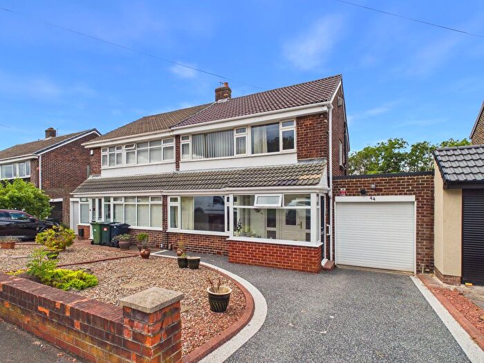 3 Bedroom Terraced House For Sale In Marian Drive, Bill Quay, NE10