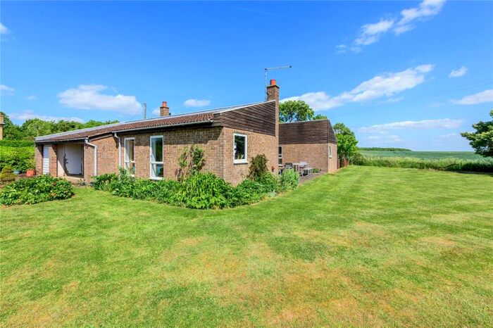 4 Bedroom Bungalow For Sale In Alconbury Road, Old Weston, Cambridgeshire, PE28