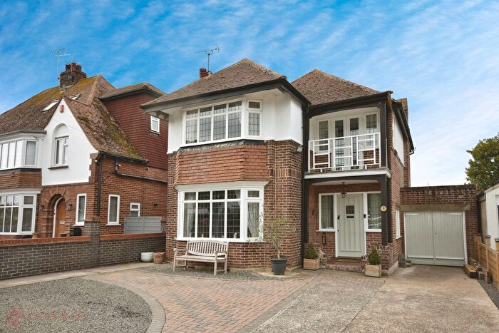 4 Bedroom Detached House For Sale In Gloucester Avenue, Margate, Kent, CT9