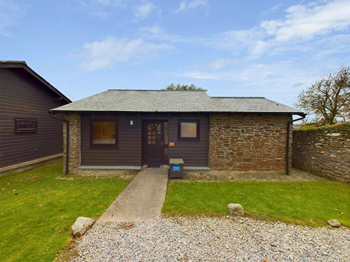 2 Bedroom Chalet For Sale In Trenython Manor, Tywardreath, PL24
