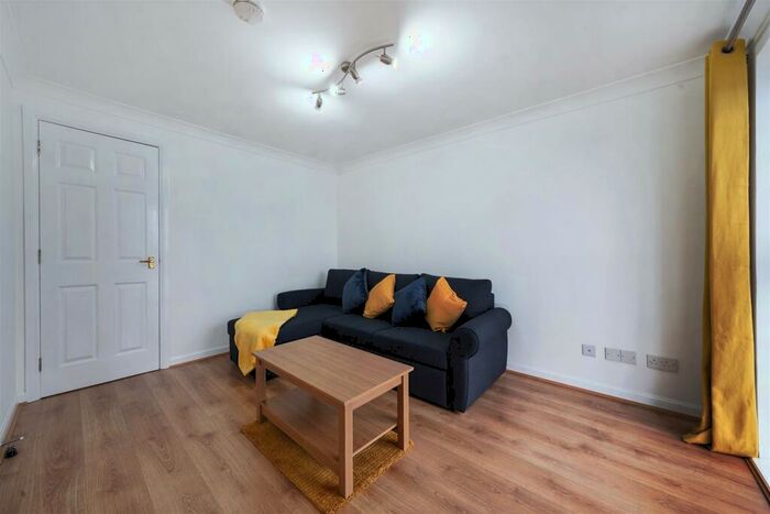 2 Bedroom Apartment To Rent In Beaufort House, Fairfax Mews, London, E16