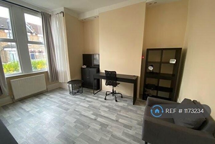 1 Bedroom Flat To Rent In London, London, N22