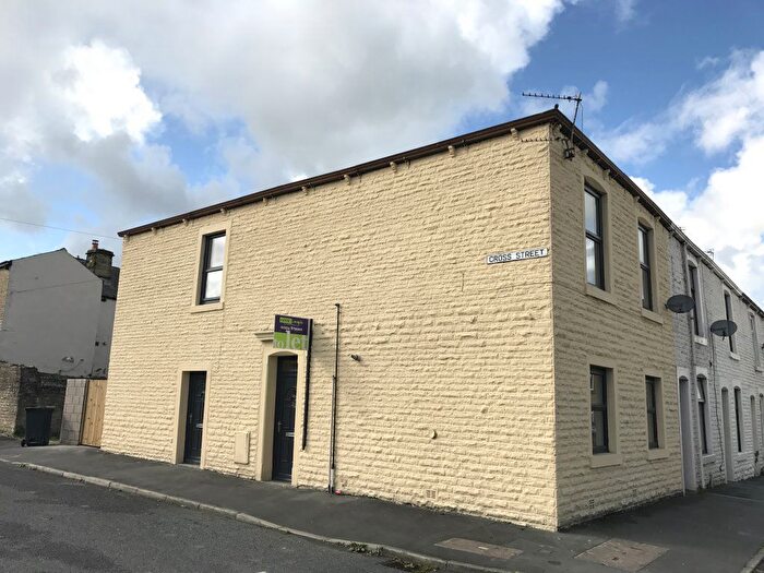 2 Bedroom Flat To Rent In Cross Street, Clayton Le Moors Accrington, BB5
