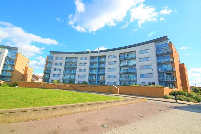 2 Bedroom Apartment For Sale In Tideslea Path, London, SE28