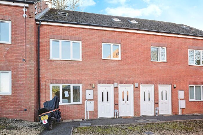 1 Bedroom Flat For Sale In Lowercroft, Hillmorton, Rugby, CV21