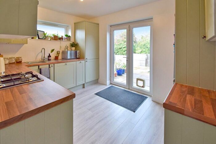 2 Bedroom Semi-Detached House For Sale In Winchelsea Road, Walderslade, Chatham, ME5