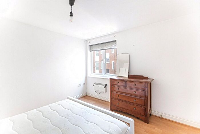 1 Bedroom Flat For Sale In Beatty Road, London, N16