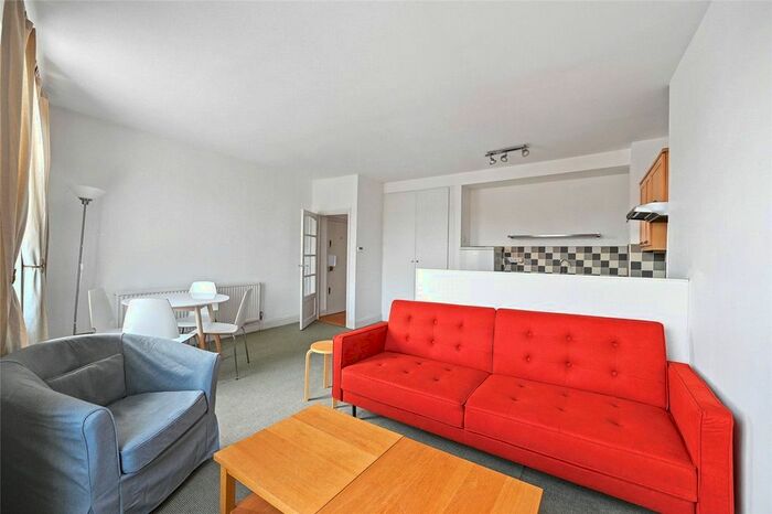 1 Bedroom Flat To Rent In Melina Road, London, W12