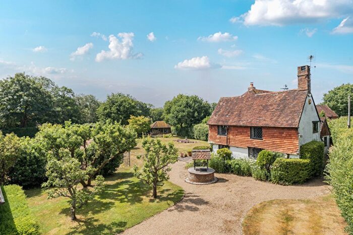 4 Bedroom Detached House For Sale In Station Road, Loxwood, RH14