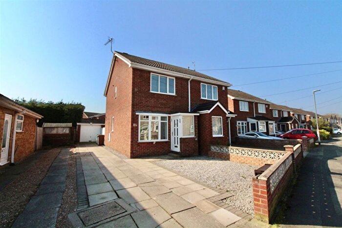 2 Bedroom Semi-Detached House To Rent In Maplewood Avenue, Hull, HU5