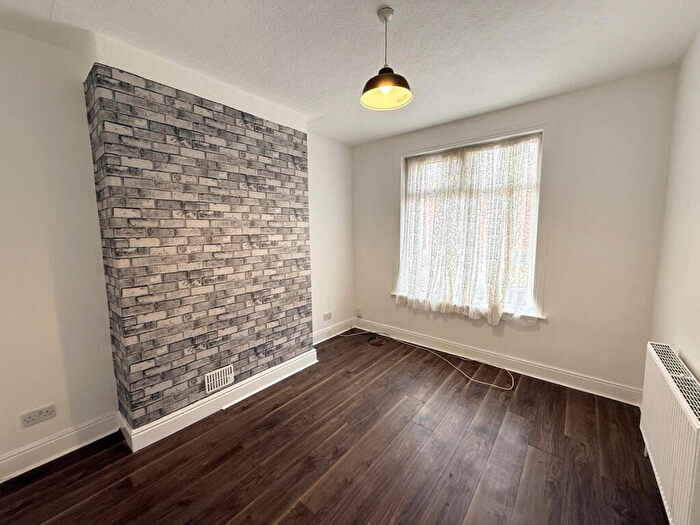 3 Bedroom Terraced House For Sale In Cunliffe Road, Blackpool, FY1