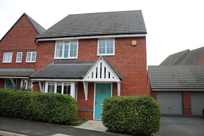 4 Bedroom Detached House To Rent In Fieldfare Road, Nottingham, NG12