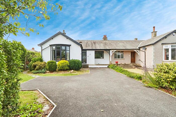 5 Bedroom Semi-Detached House For Sale In Baildon Road, Baildon, Shipley, BD17