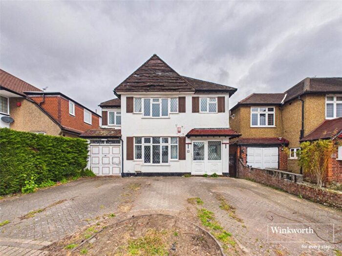 5 Bedroom Detached House For Sale In Draycott Avenue, Harrow, Middlesex, HA3