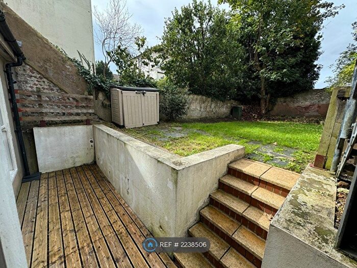 2 Bedroom Flat To Rent In Goldstone Villas, Hove, BN3