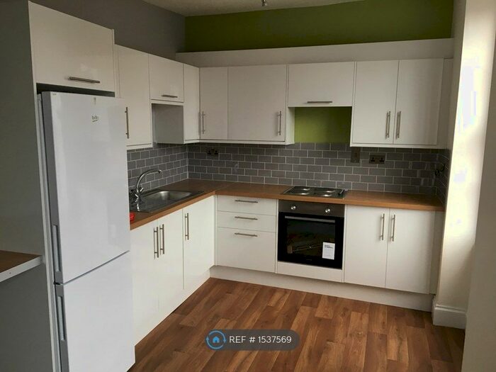 1 Bedroom Flat To Rent In College House, Worcester, WR1