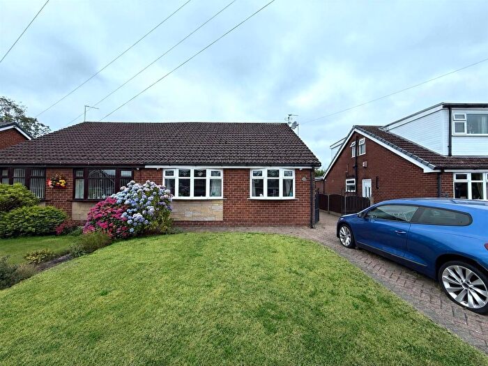 2 Bedroom Bungalow For Sale In Crummock Close, Little Lever, BL3