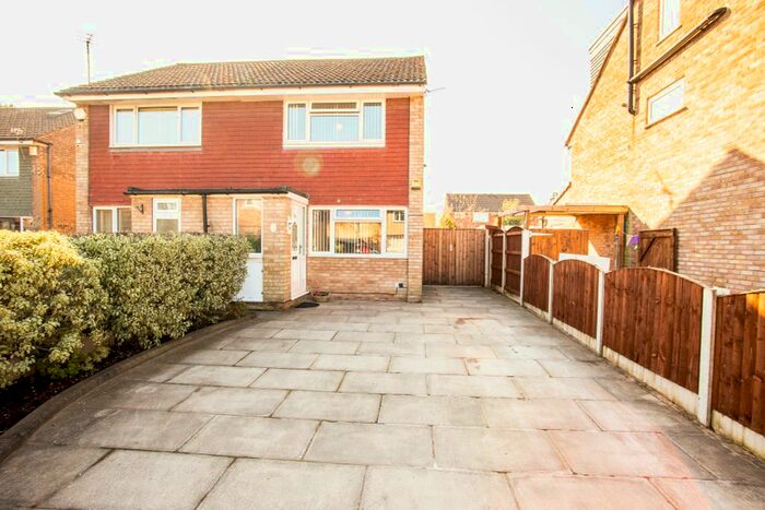2 Bedroom Semi-Detached House To Rent In Newgate Road, Sale, M33