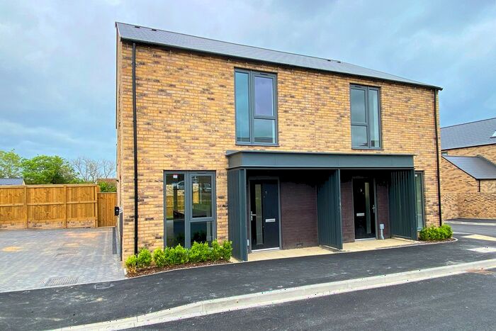 3 Bedroom Semi-Detached House To Rent In Ladybower Chase, Harrogate, HG3