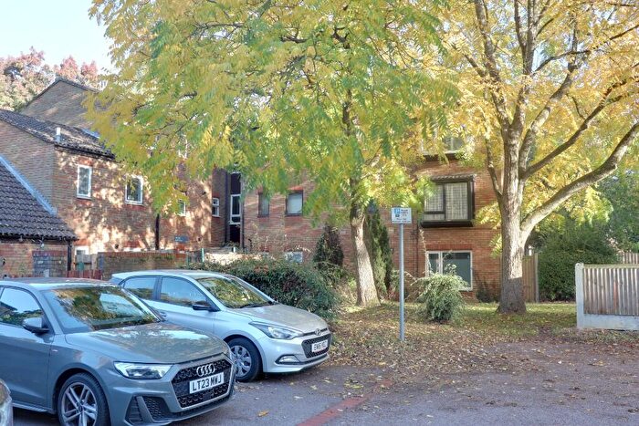 1 Bedroom Apartment For Sale In Baron Court, Stevenage, Hertfordshire, SG1