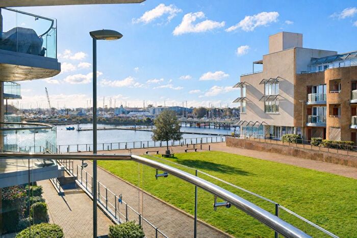 2 Bedroom Flat For Sale In Almansa Way, Lymington, SO41